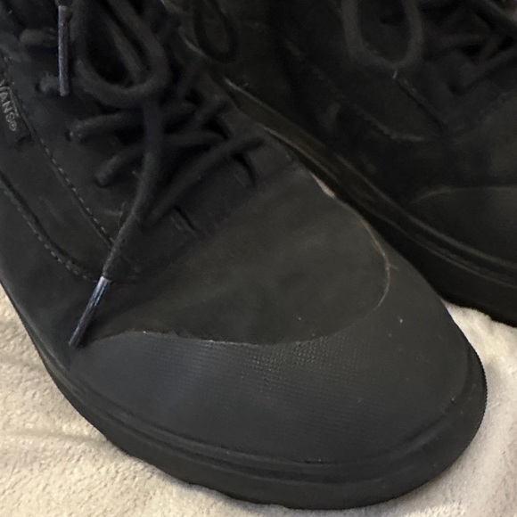 Vans Women's Black Lace-Up Boots 6.5 - Picture 3 of 9